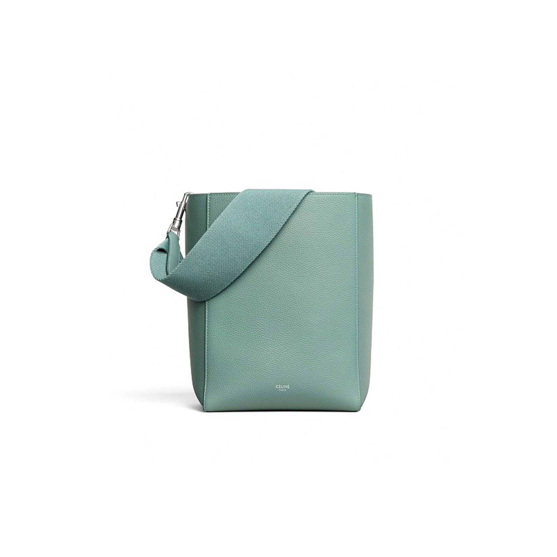 Ce**e small bucket bag in sangle seau pebbled calfskin 189303ah4.31aw (25*18*12cm)